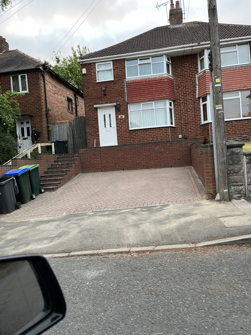 Parking on Appleton Avenue, B43