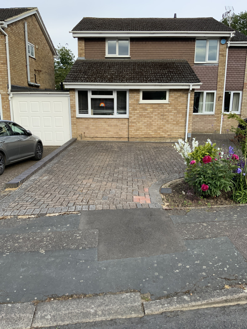 Parking on Corinium Gate, AL3