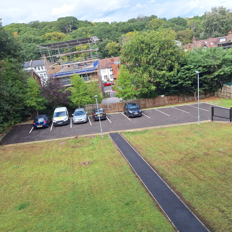 Parking on Shepherds Hill, N6