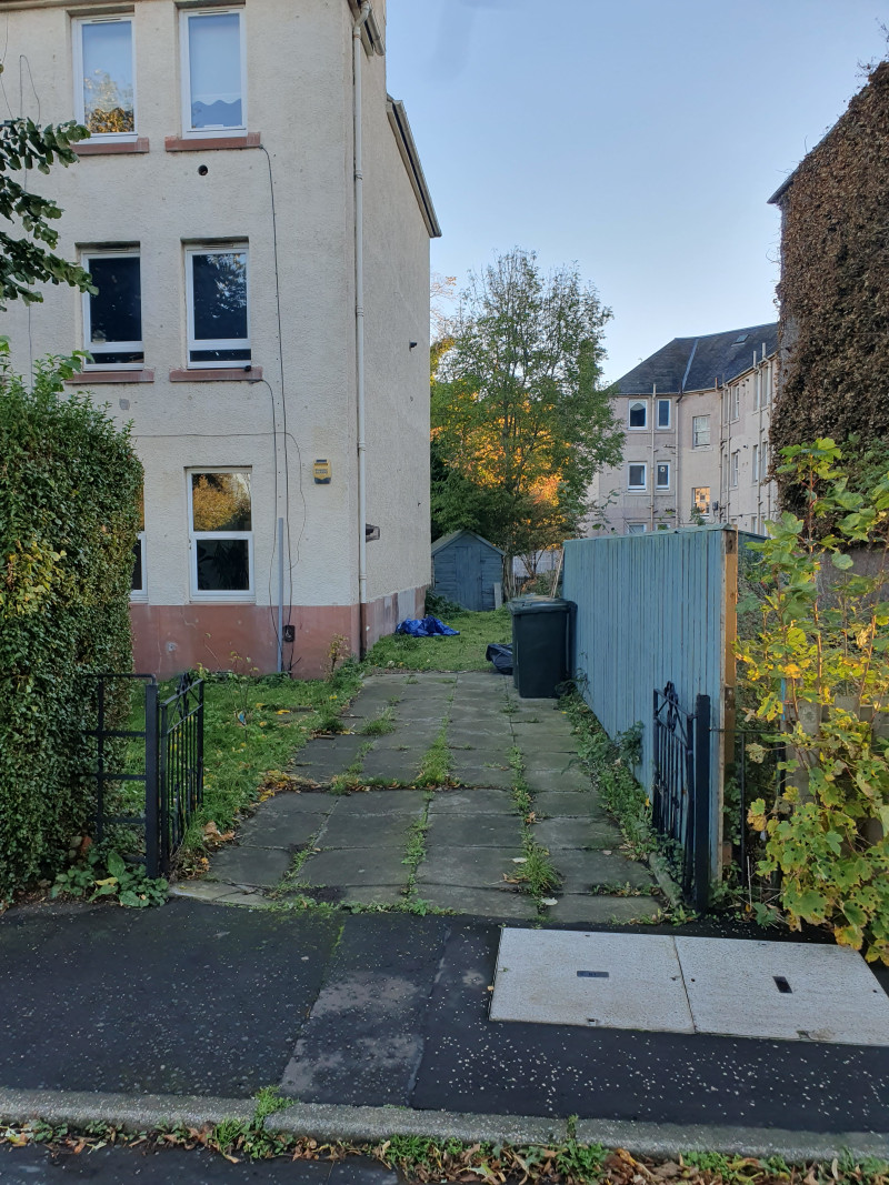 Parking on Redbraes Place, EH7
