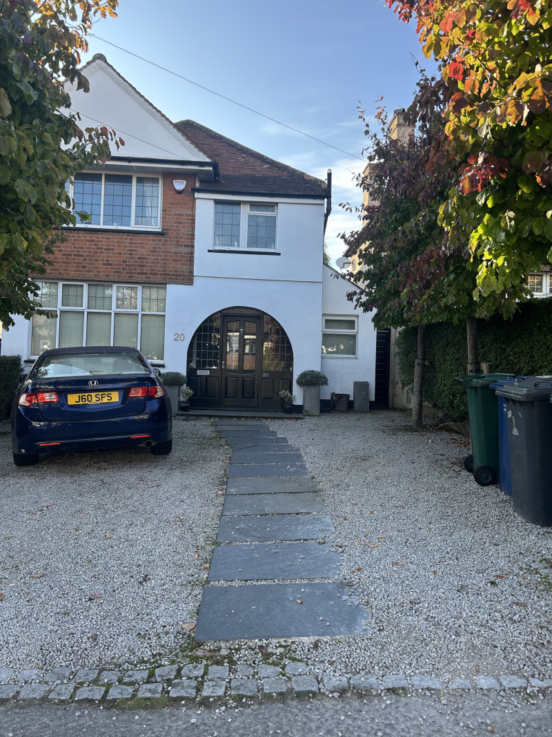 Parking on Park Road, EN5