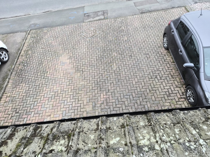 Parking on Buckingham Drive, LE11