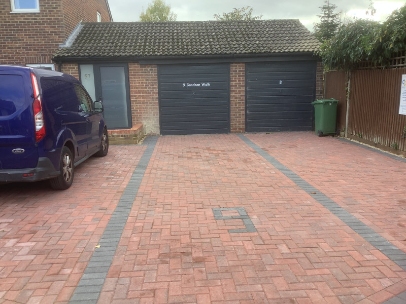 Parking on Goodson Walk, OX3
