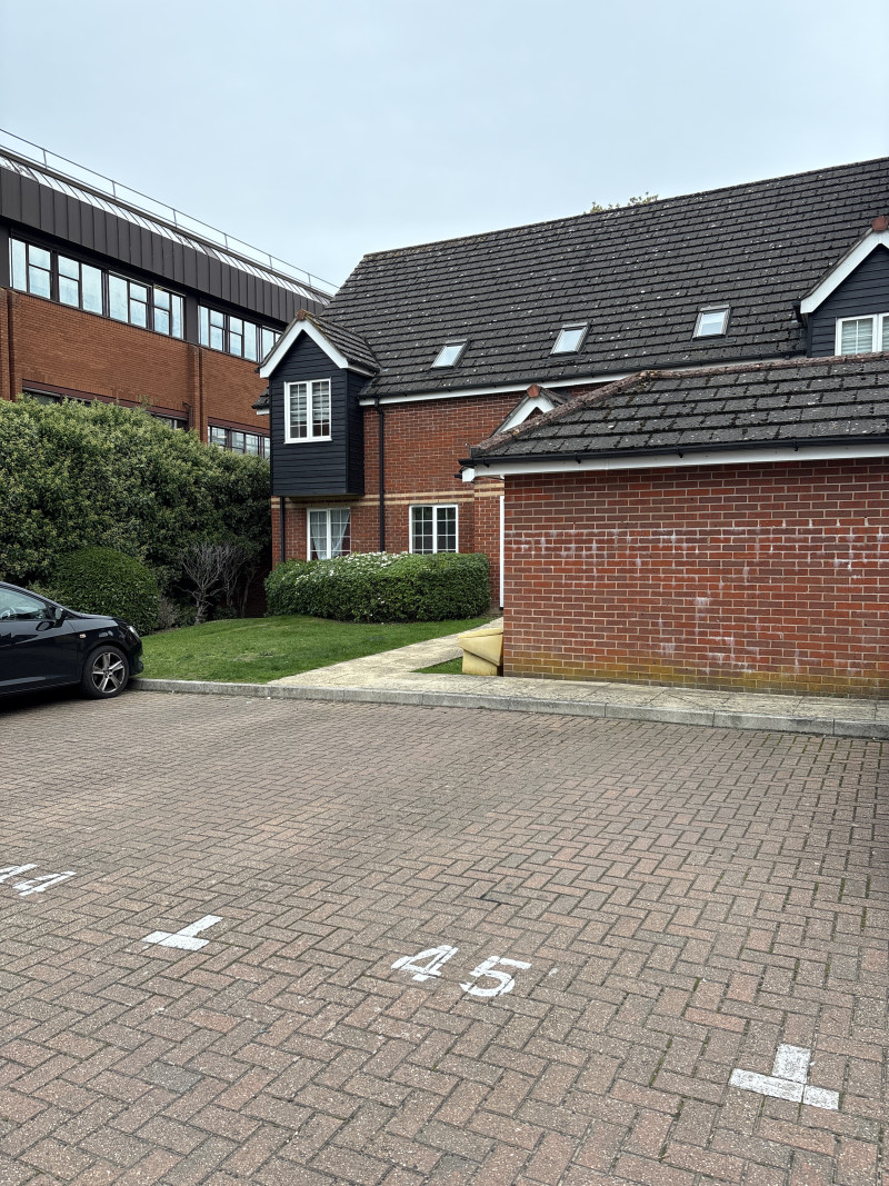 Parking on Bartholomew Street, RG14