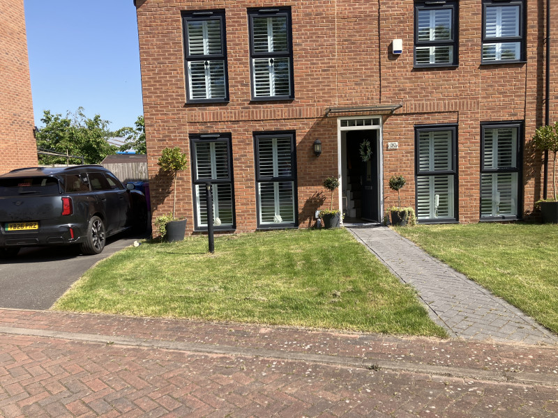 Parking on Warmwell Close, L24