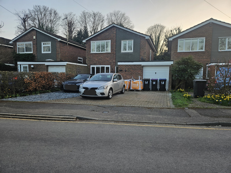 Parking on Grange Close, SG14
