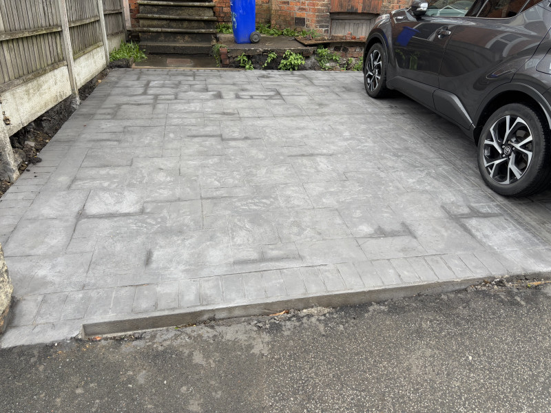 Parking on Upper Brook Street, M13