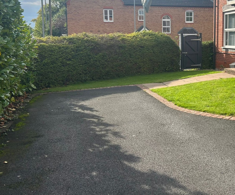 Parking on Ovaldene Way, ST4