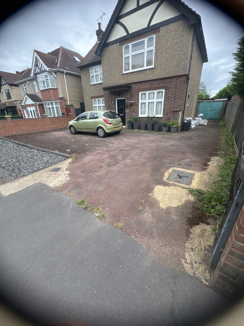 Parking on Station Road, UB8