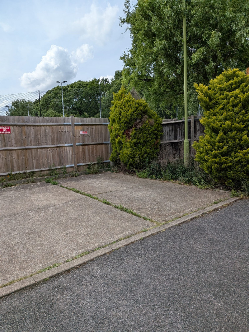 Parking on Mortimer Drive, EN1
