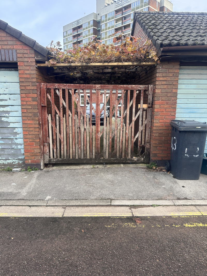 Parking on Alvin Street, GL1