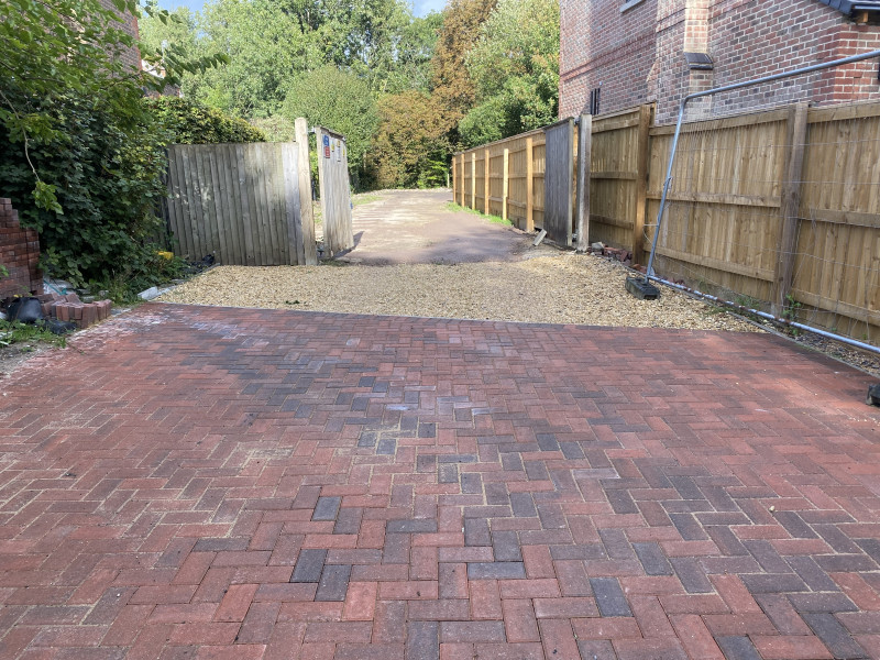 Parking on Kelham Gardens, SN8