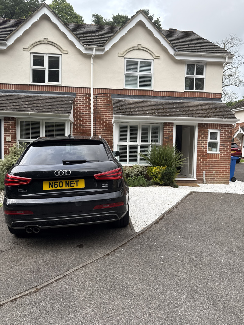 Parking on Jones Corner, SL5