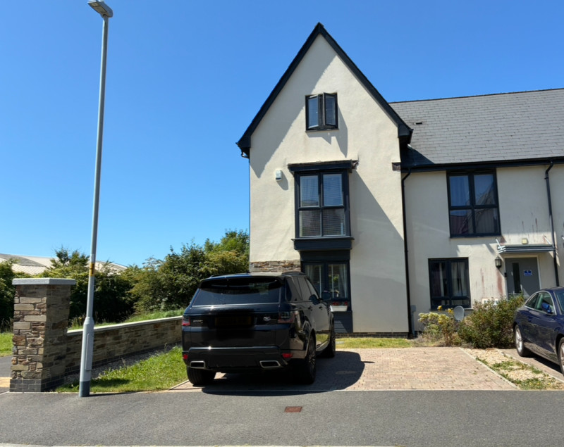 Parking on Plymbridge Lane, PL6