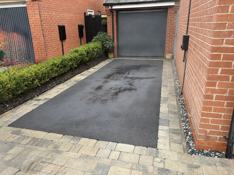 Parking on Manor House Court, S41