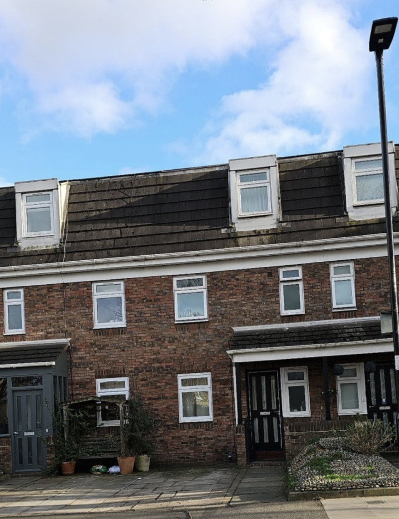Parking on Highbury Station Road, N1