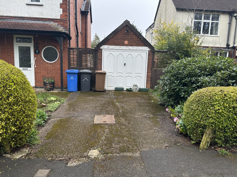 Parking on Constable Drive, DE23