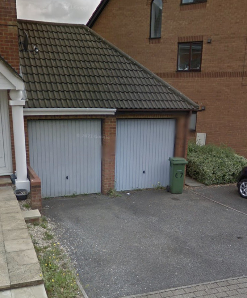 Garage on Hadley Place, MK13