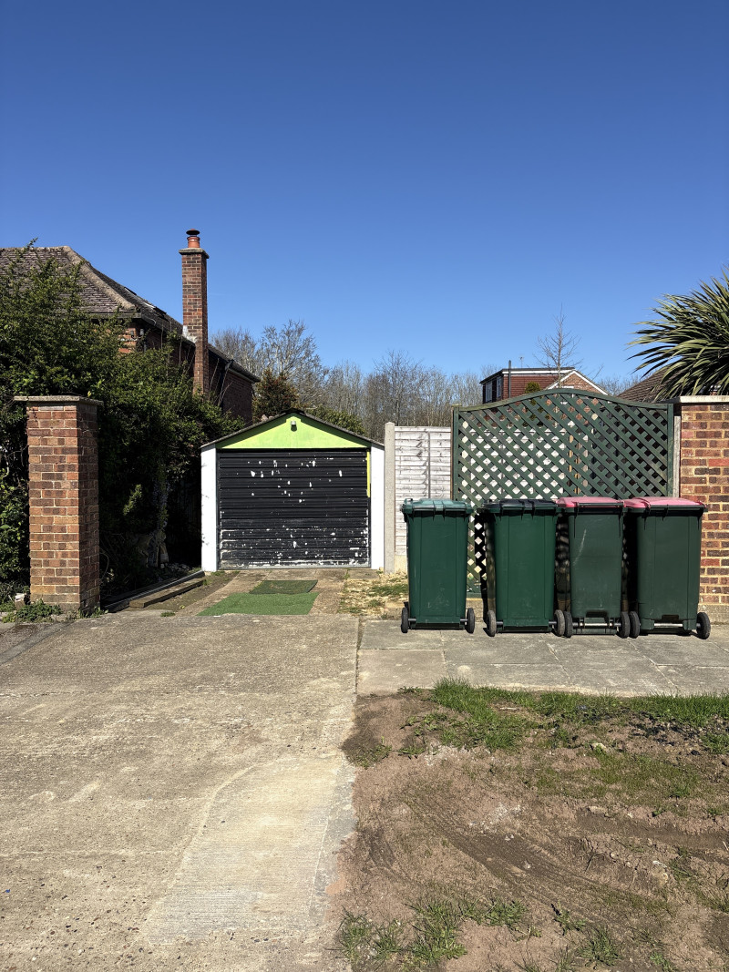 Parking on Burlands, RH11