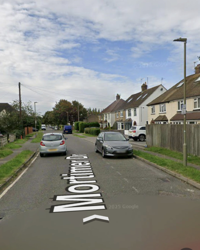 Parking on Mortimer Drive, OX3