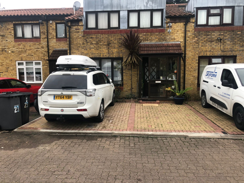 Parking on Pelham Road, N15