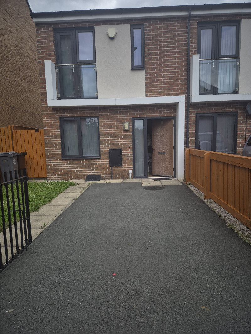 Parking on Grosvenor Street, M1