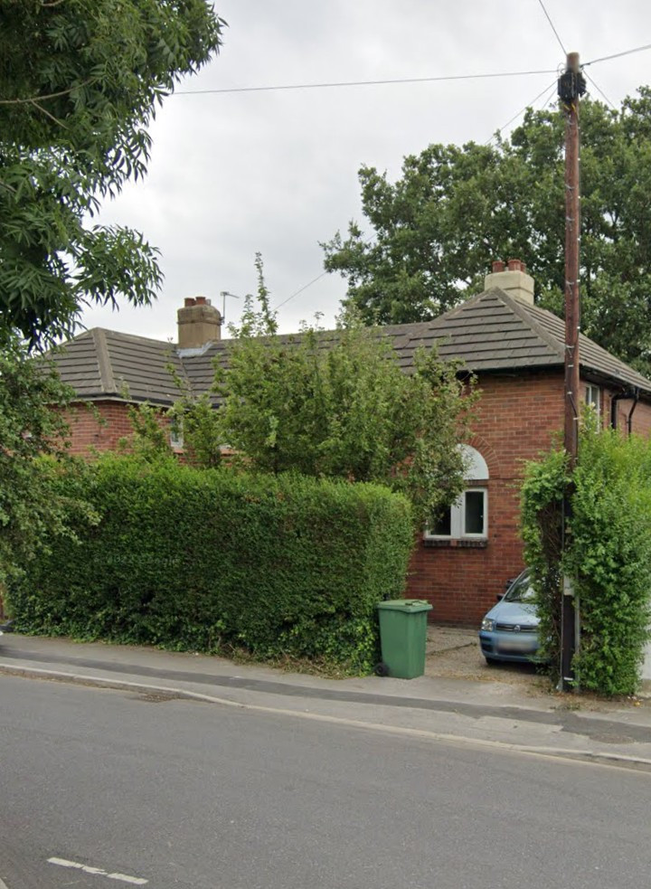 Parking on Talbot View, LS4