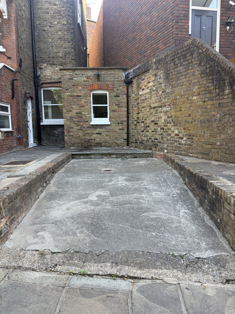 Parking on Holly Hill, NW3