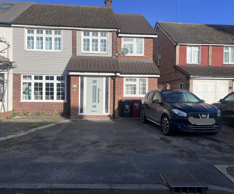 Parking on Fawsley Close, SL3