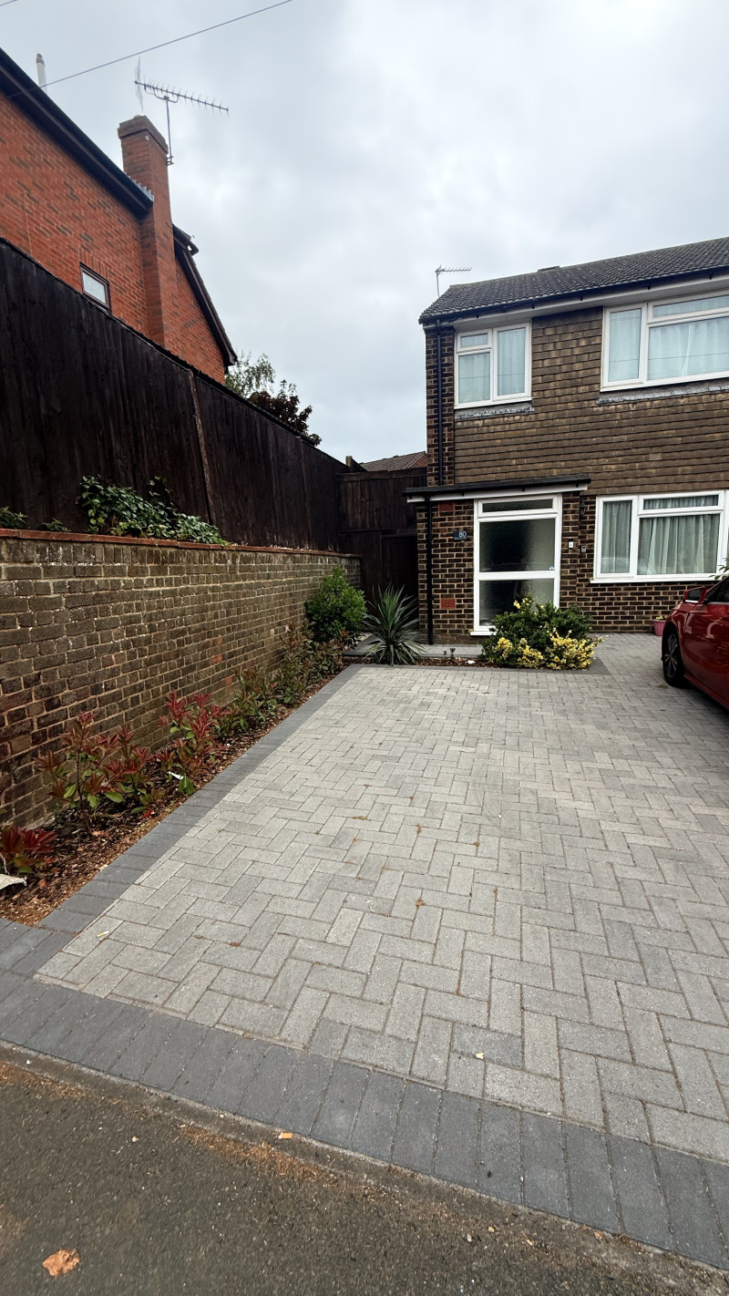 Parking on Burnham Lane, SL1