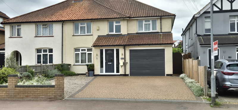 Parking on Stotfold Road, SG15