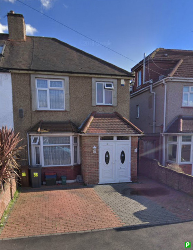 Parking on Ellington Road, TW3