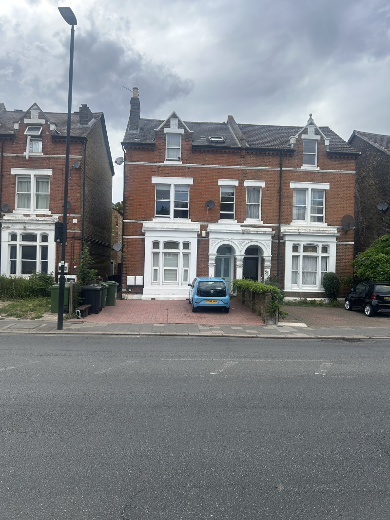 Parking on Norwood Road, SE24