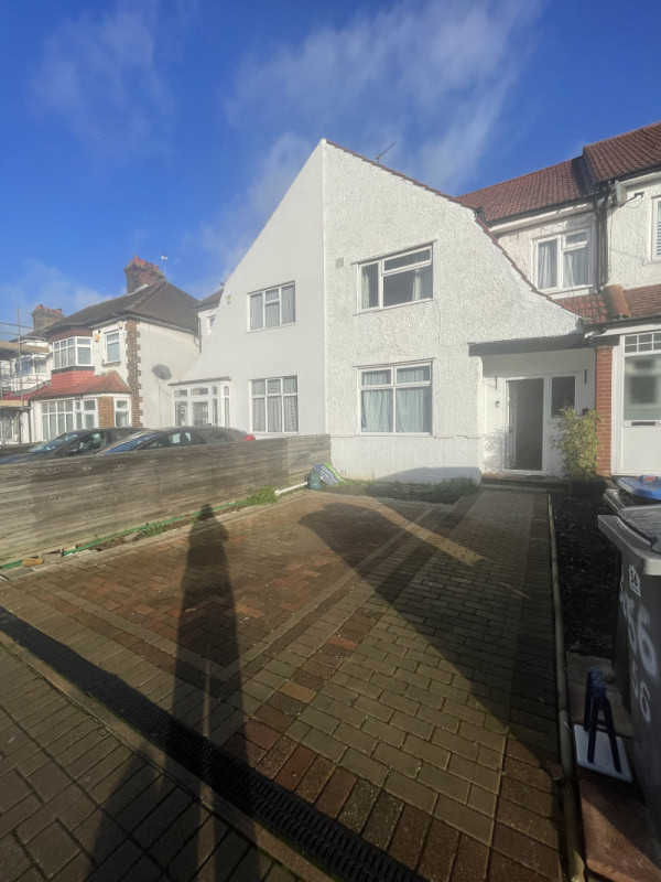 Parking on Grasmere Avenue, HA9