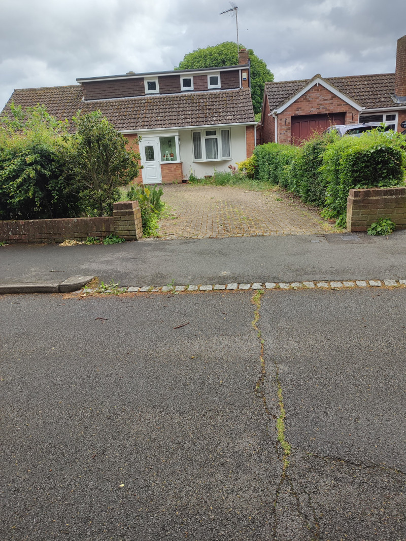 Parking on Bedford Road, MK45