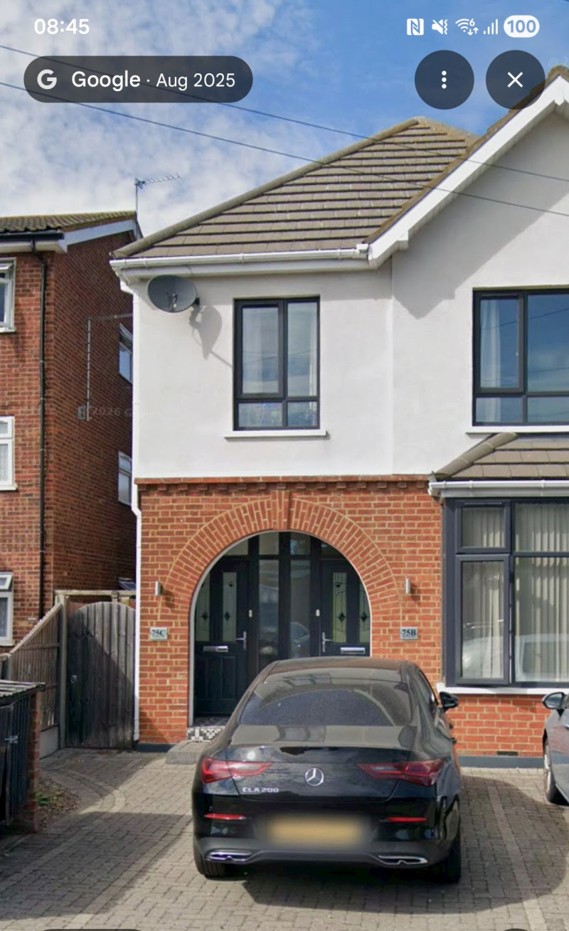 Parking on Woodthorpe Road, TW15