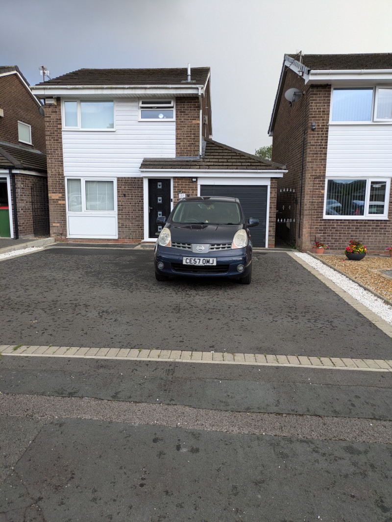 Parking on Tower Green, PR2