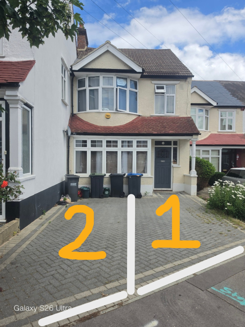 Parking on Dixon Road, SE25
