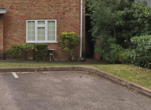 Parking on The Birches, GU22