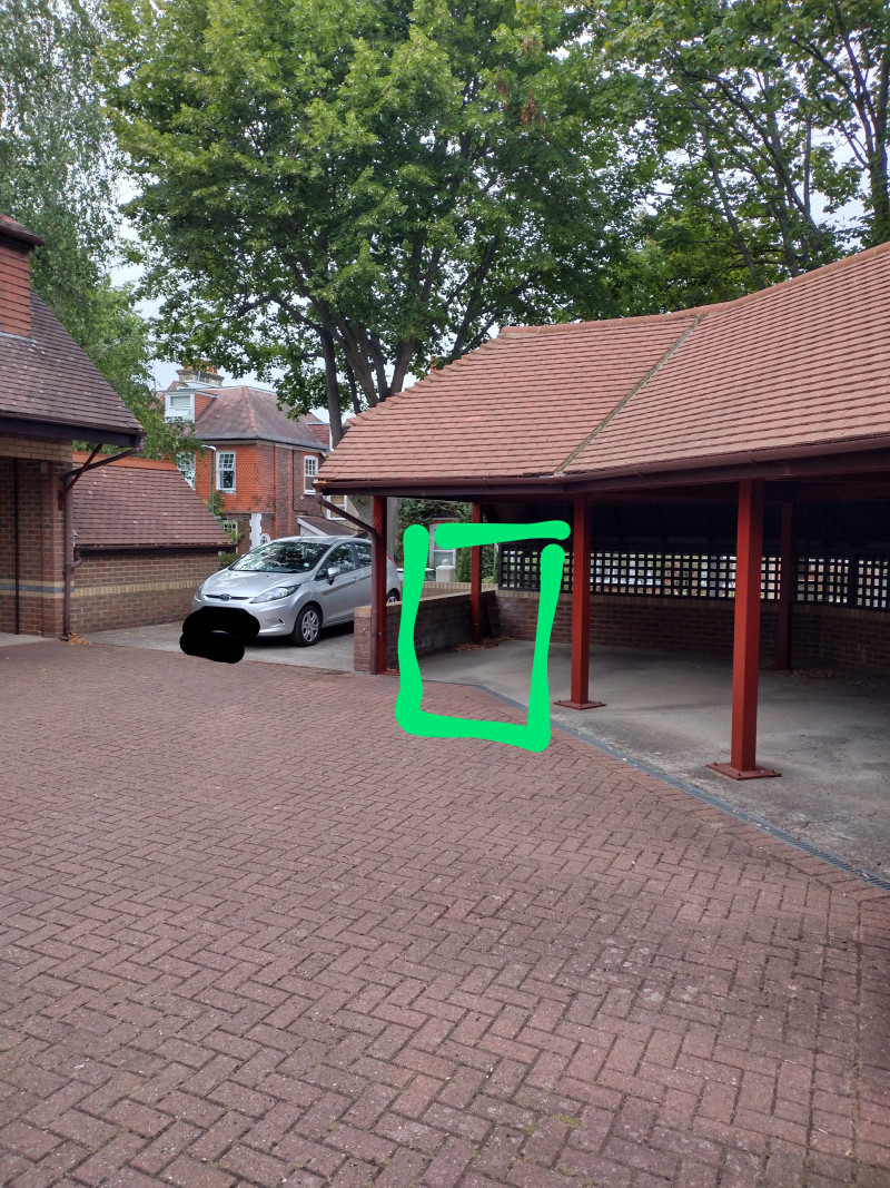 Parking on Egmont Road, Sutton, SM2 from £1.20 per hour