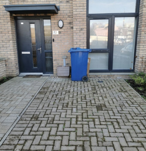 Parking on Norfolk Court, G5