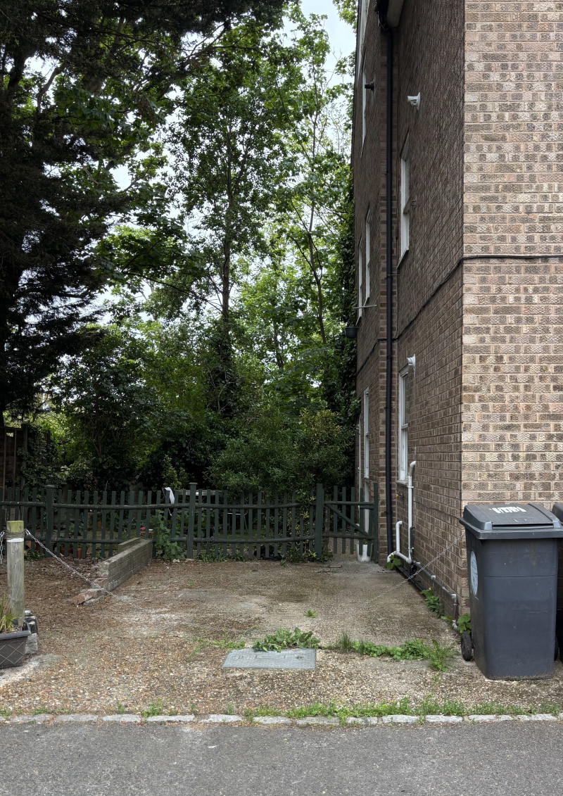 Parking on Stanhope Road, E17