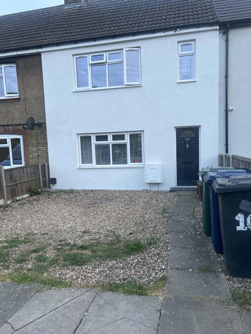 Parking on Clitterhouse Crescent, NW2