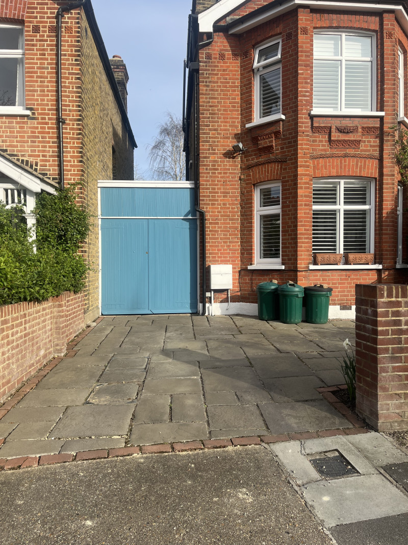 Parking on Pensford Avenue, TW9