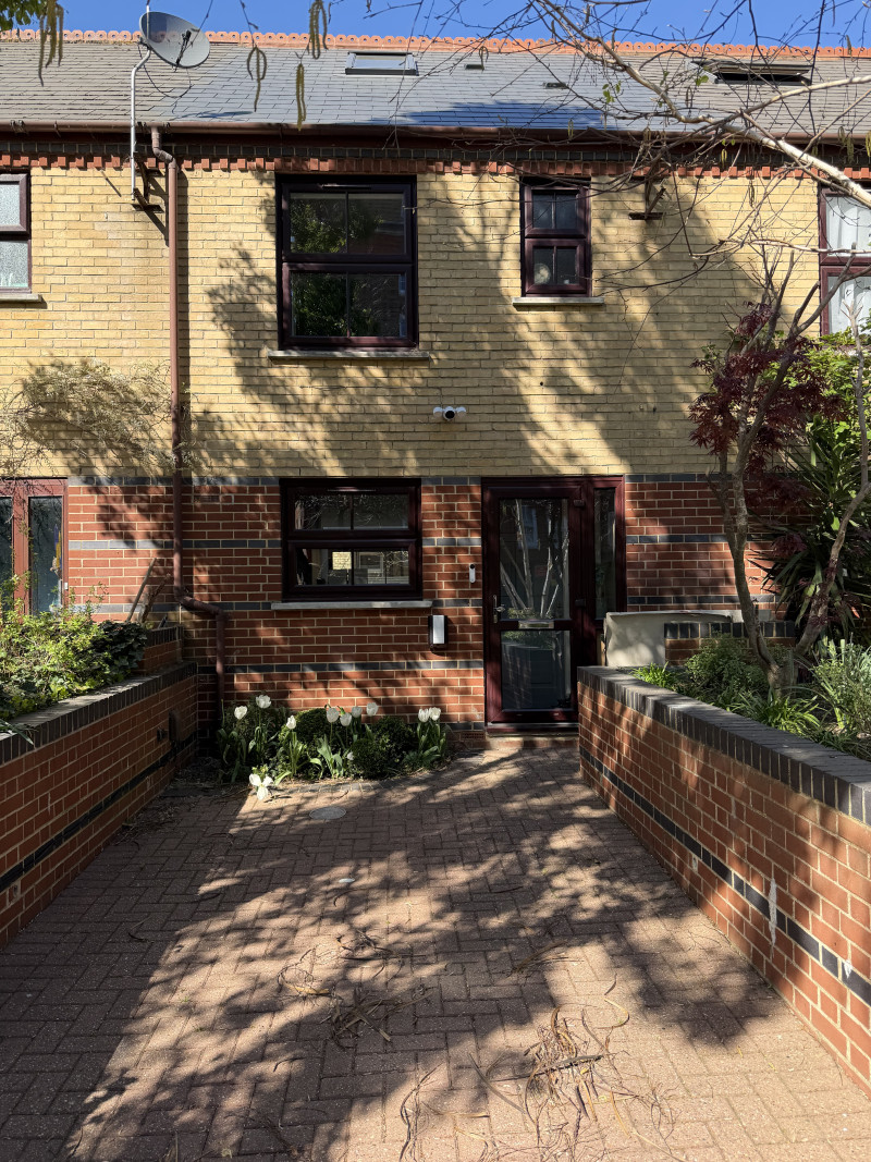 Parking on Langley Lane, SW8
